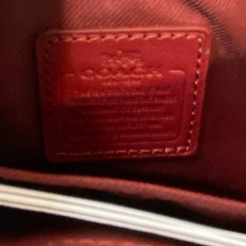 NWT COACH mini wristlet wallet, burgundy with gold hardware - Picture 6 of 7